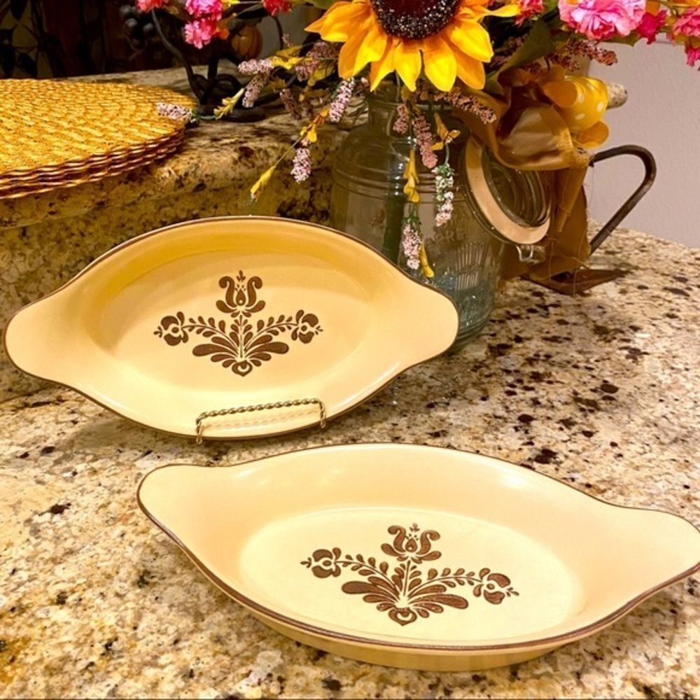 Pfaltzgraff Village Pattern Au Gratin Dish Set 2 Vintage USA 1970’s 11 inch